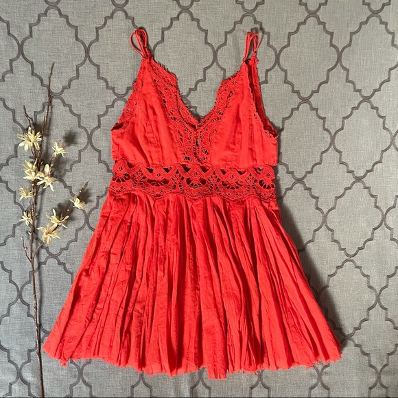 Free People Boho Sweet! Deep-V Crochet Lace Detail Raw Hem Mini Dress - Picture 2 of 14